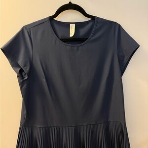 SPANX — Yes, Pleats! Tee